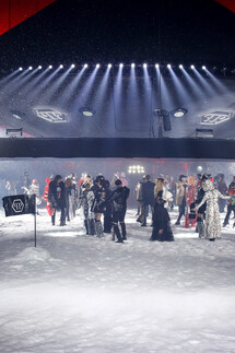Philipp Plein Fall 2018 Ready-to-Wear Филипп Плейн осень зима 2018 коллекция неделя моды в Нью Йорке Mainstyles